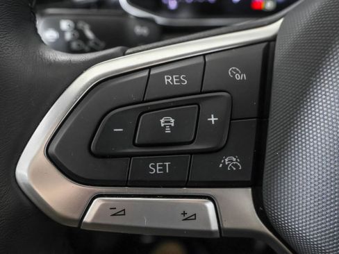 Used 2025 Volkswagen Jetta Sport FWD image 26