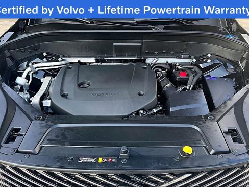 Certified 2025 Volvo XC90 B6 Plus image 12