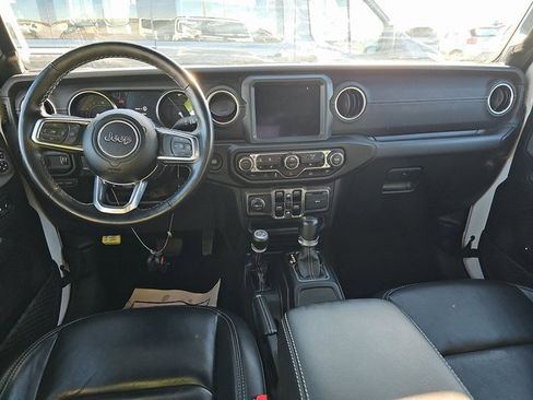 Used 2023 Jeep Wrangler Unlimited Sahara w/ Cold Weather Group image 6