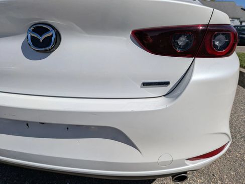 Used 2023 MAZDA MAZDA3 s FWD image 15