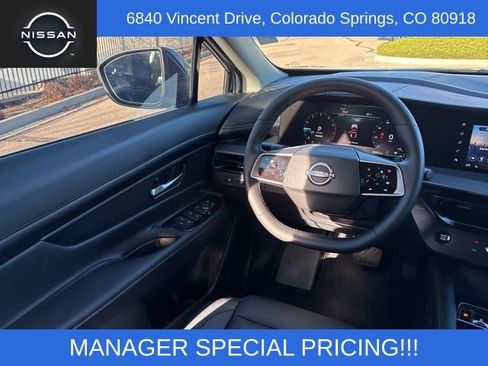 Certified 2025 Nissan Murano SV AWD/4WD image 13