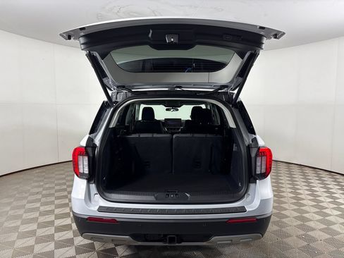 New 2026 Ford Explorer Active w/ Active Comfort Package RWD image 27