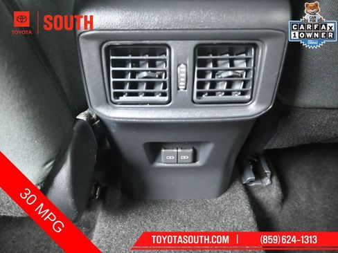 Used 2025 Toyota RAV4 XLE AWD/4WD image 24