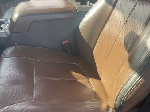 Used 2015 Ford F250 Platinum w/ FX4 Off-Road Package image 12