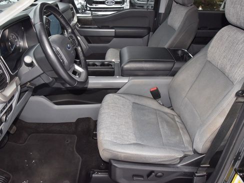 Certified 2021 Ford F150 XLT w/ Equipment Group 302A High image 13