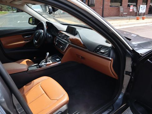 Used 2014 BMW 328d Sedan RWD image 16