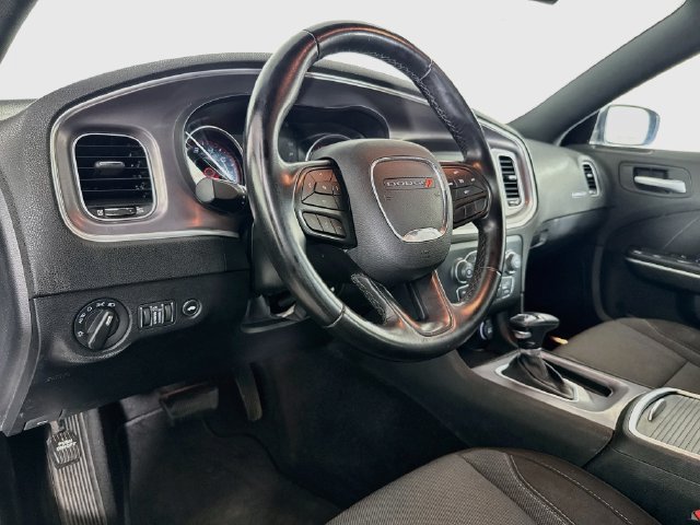 Used 2022 Dodge Charger SXT RWD image 20