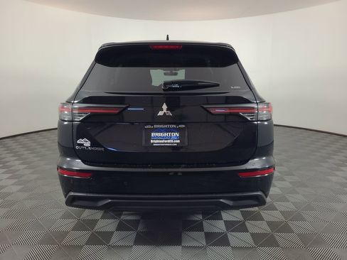 Used 2025 Mitsubishi Outlander ES AWD/4WD image 4