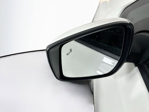 Used 2023 Nissan Leaf S image 16