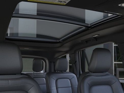 New 2026 Lincoln Aviator Reserve AWD/4WD image 44