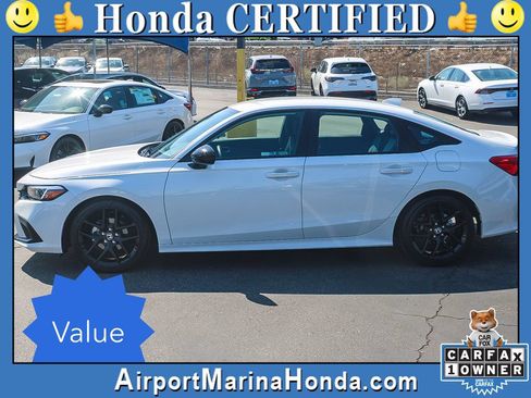 Used 2023 Honda Civic Sport image 3