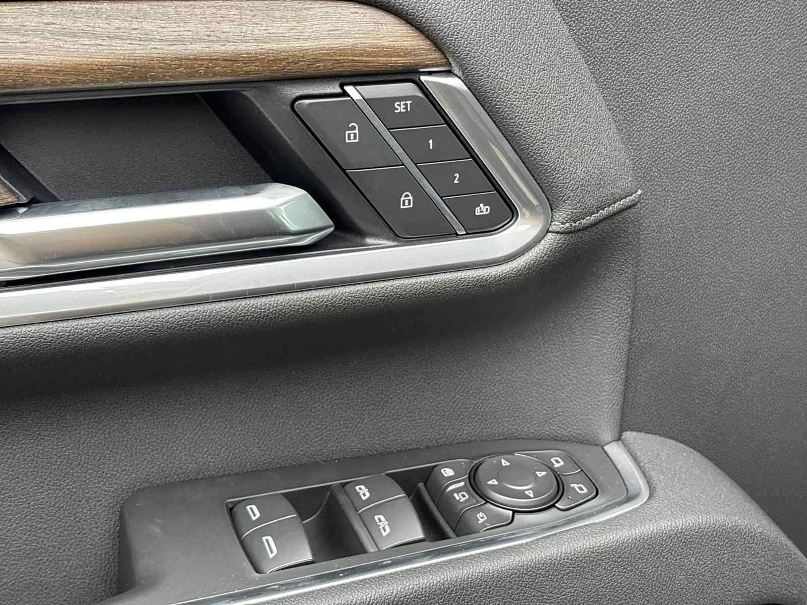 New 2026 Chevrolet Silverado 2500 High Country w/ Midnight Edition AWD/4WD image 23