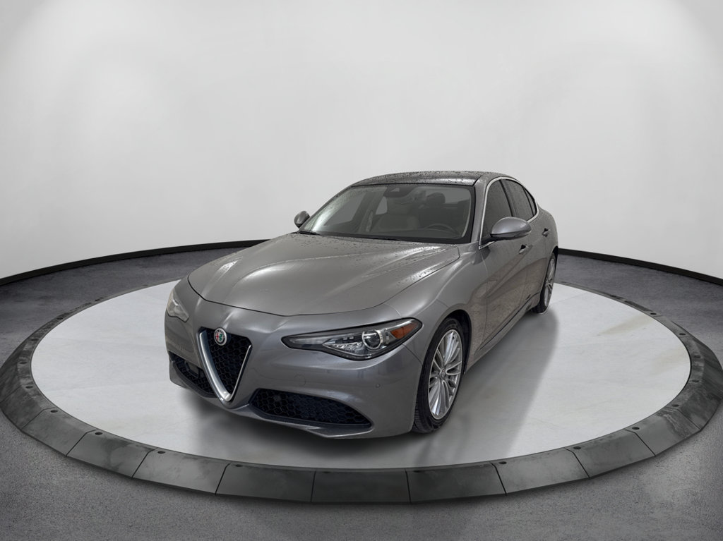 Used 2019 Alfa Romeo Giulia Ti w/ Quick Order Package 22Z Lusso RWD image 1