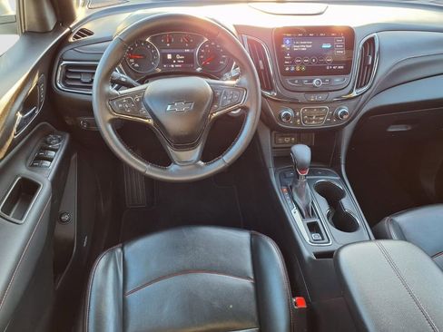 Used 2022 Chevrolet Equinox RS w/ RS Leather Package image 11