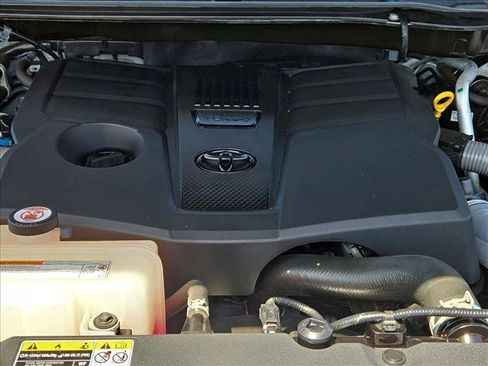 Used 2024 Toyota Tundra SR5 w/ SR5 Premium Package AWD/4WD image 22