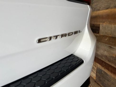 Used 2015 Dodge Durango Citadel w/ Technology Group AWD/4WD image 25