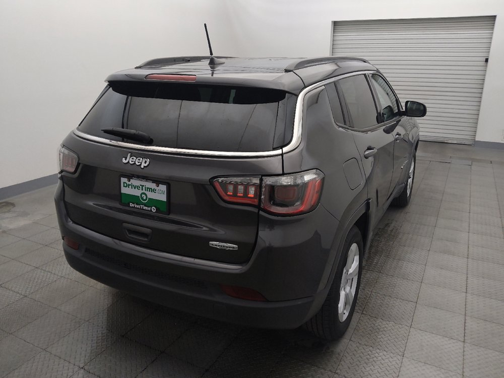 Used 2021 Jeep Compass Latitude FWD image 7