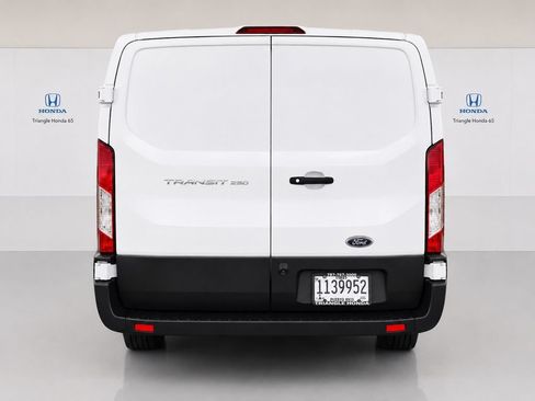 Used 2023 Ford Transit 250 Low Roof w/ Load Area Protection Package RWD image 5