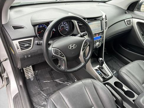 Used 2014 Hyundai Elantra GT w/ Option Group 03 image 14