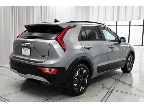 New 2026 Kia Niro Wind w/ Wind Preserve Package FWD image 7