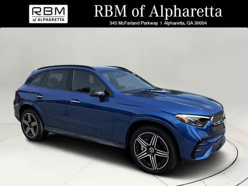 Certified 2025 Mercedes-Benz GLC 300 image 1