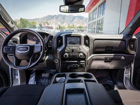 Used 2024 GMC Sierra 2500 Pro w/ 1SA Pro Safety Plus Package AWD/4WD image 17