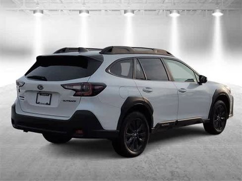Used 2024 Subaru Outback Onyx Edition image 8