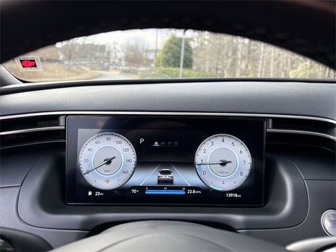 Used 2023 Hyundai Santa Cruz SEL Premium image 10