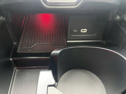 Used 2024 Mercedes-Benz C 300 4MATIC Sedan image 33