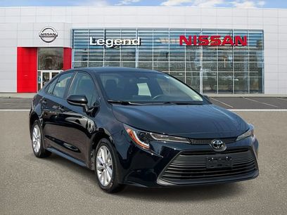 Used 2024 Toyota Corolla LE w/ LE Convenience Package