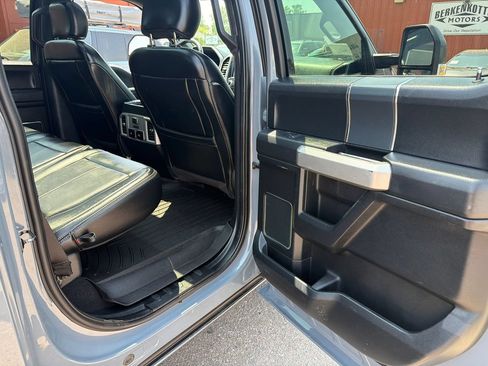 Used 2019 Ford F150 Lariat w/ Equipment Group 502A Luxury AWD/4WD image 13