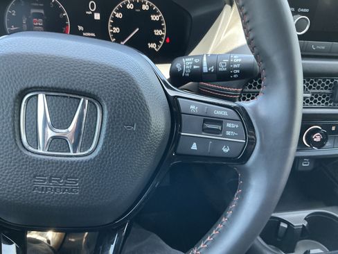 Used 2025 Honda HR-V Sport image 23
