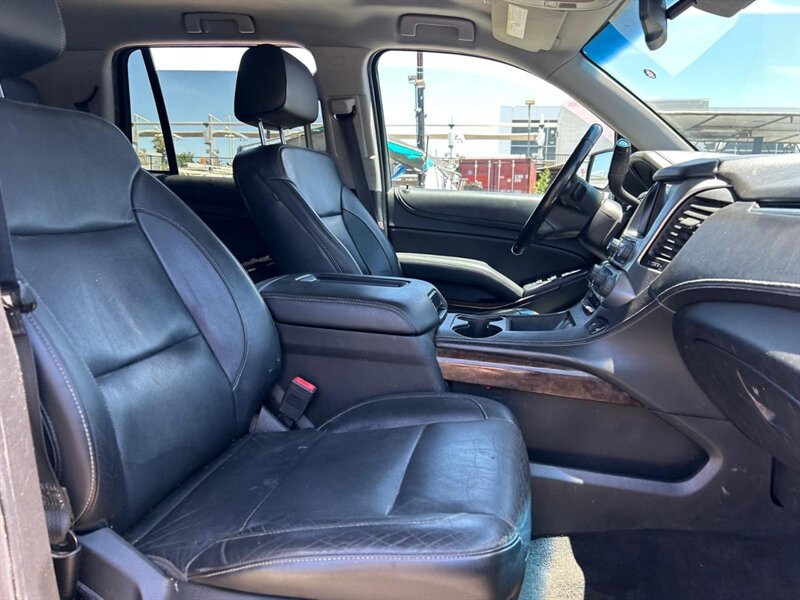 Used 2018 Chevrolet Tahoe LT w/ Luxury Package RWD image 20
