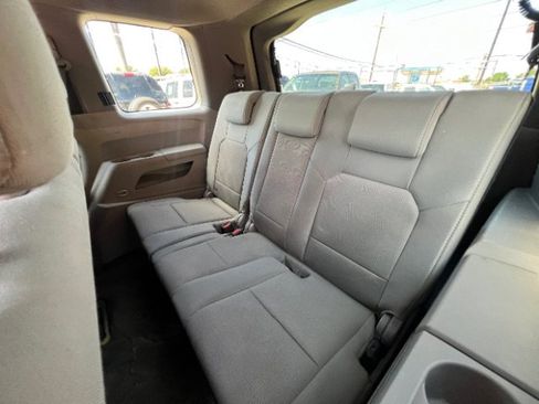Used 2011 Honda Pilot LX image 12