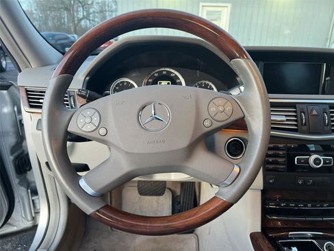 Used 2012 Mercedes-Benz E 350 Sedan image 11