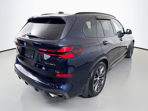 Used 2025 BMW X5 xDrive50e w/ Executive Package image 7
