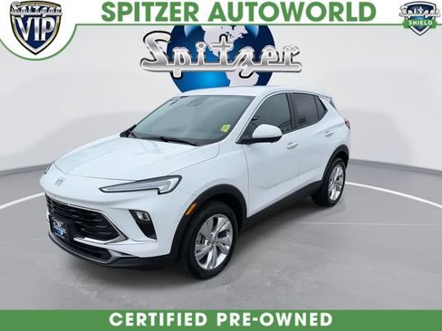 Certified 2025 Buick Encore GX Preferred w/ Advanced Technology Package AWD/4WD image 4