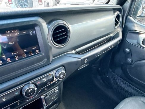 Used 2023 Jeep Wrangler Sport image 23