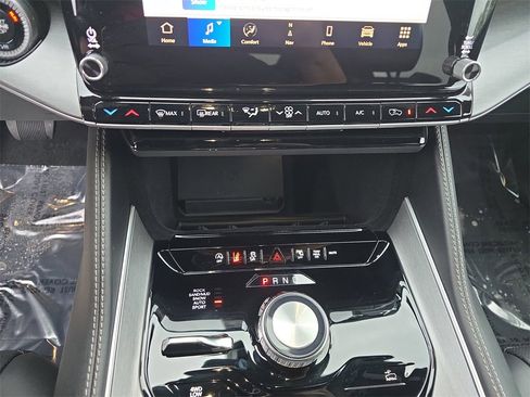 New 2025 Jeep Wagoneer Series II w/ Premium Group I image 25