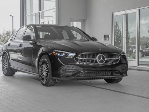Used 2024 Mercedes-Benz C 300 4MATIC Sedan image 21