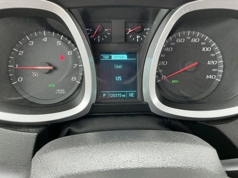 Used 2017 Chevrolet Equinox LT w/ Convenience Package FWD image 29