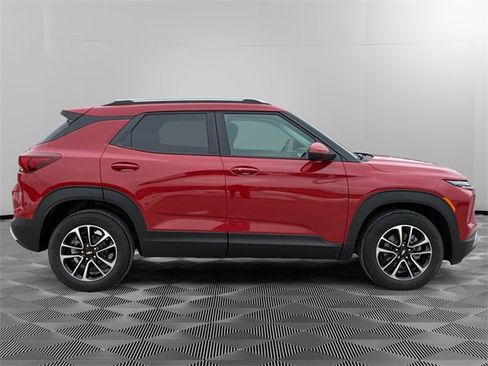 New 2026 Chevrolet TrailBlazer LT w/ Convenience Package image 2