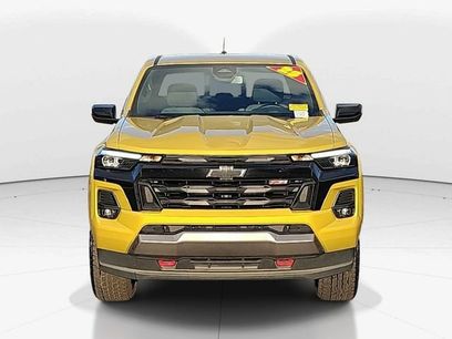 Used 2023 Chevrolet Colorado Z71 w/ Z71 Convenience Package 2