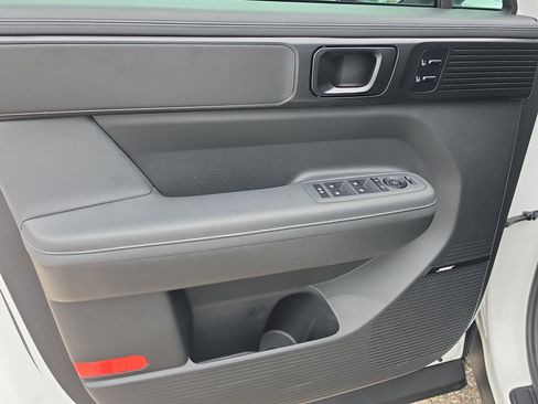 Used 2025 Hyundai Santa Fe Calligraphy AWD/4WD image 19