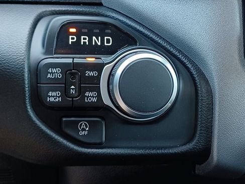 Used 2025 RAM 1500 Big Horn AWD/4WD image 25