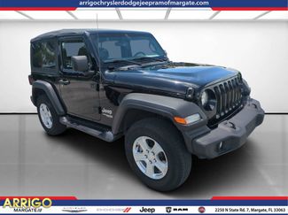 Used 2021 Jeep Wrangler Sport AWD/4WD video 1