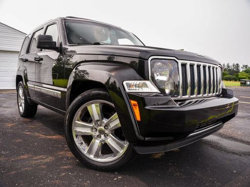 Used 2012 Jeep Liberty Limited Jet image 32