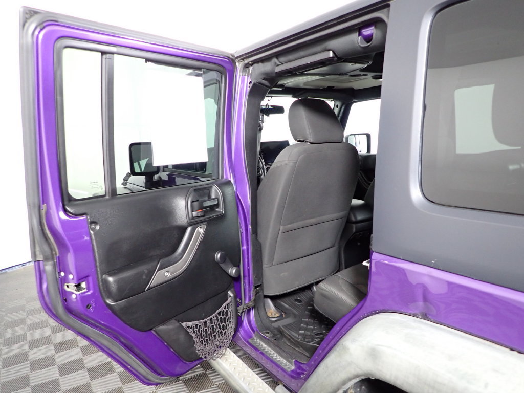 Used 2017 Jeep Wrangler Unlimited Sport w/ Connectivity Group AWD/4WD image 25