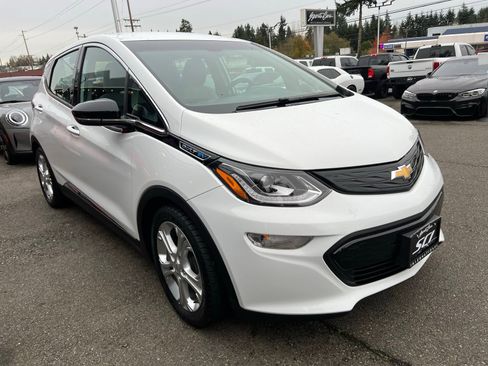 Used 2020 Chevrolet Bolt LT image 7