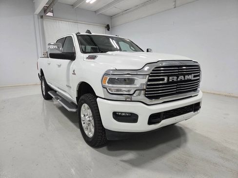 Used 2023 RAM 2500 Laramie AWD/4WD image 5